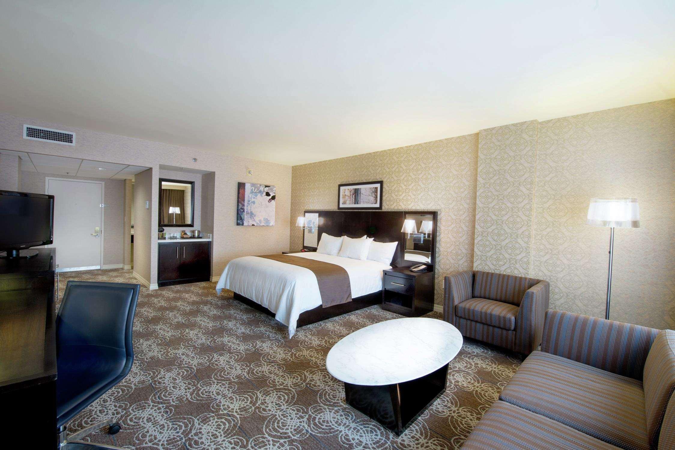 Отель Doubletree By Hilton Бингемтон Экстерьер фото